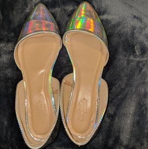 Holographic  Flats size 6